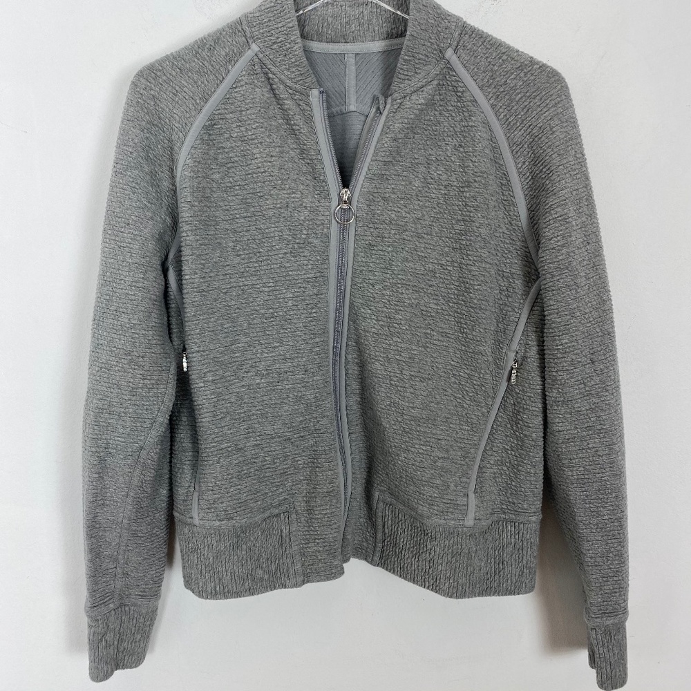Lululemon grey full zip ribbed athletic top dot 8